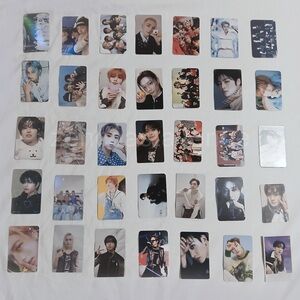 Assorted Straykids K-Pop Photocard Collection 35 Cards Bundle SKZ Korean Pop